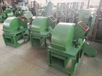 菌類粉碎機設備 新疆柴油機木屑機批發價格