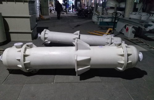 降膜吸收器應用與廠家選擇 萍鄉與蕪湖鑫光防腐設備對比解析